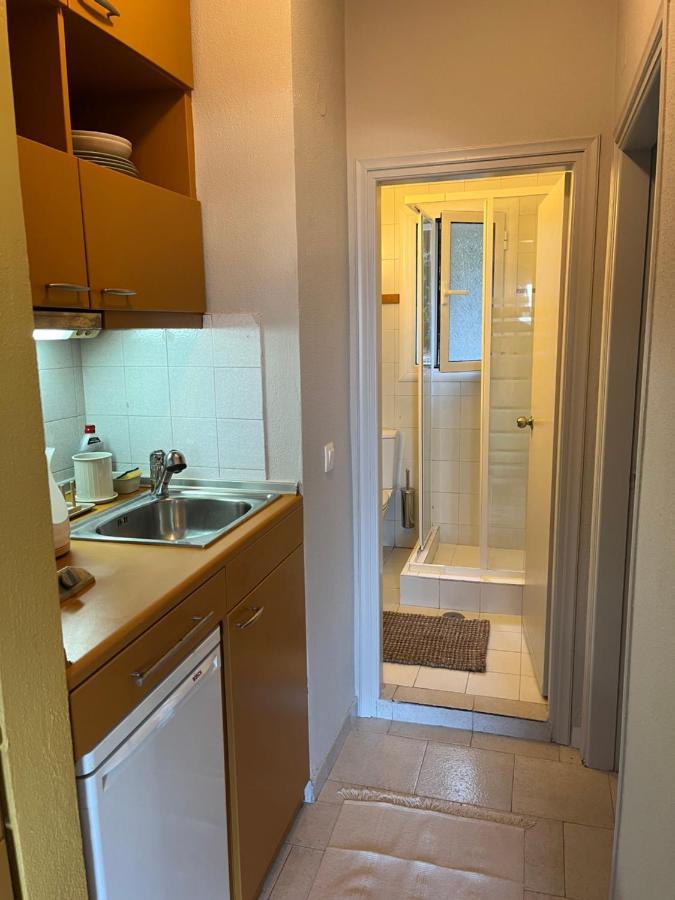 Costal Apartment 格利法达 外观 照片