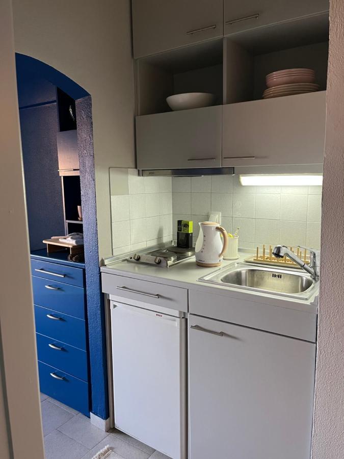 Costal Apartment 格利法达 外观 照片