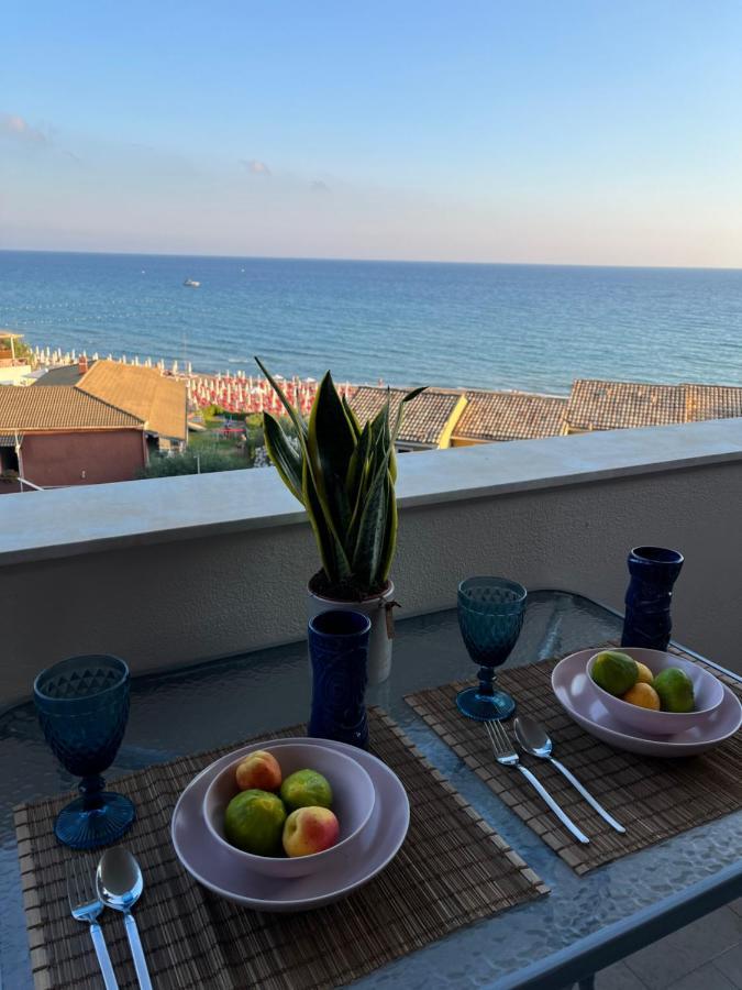 Costal Apartment 格利法达 外观 照片