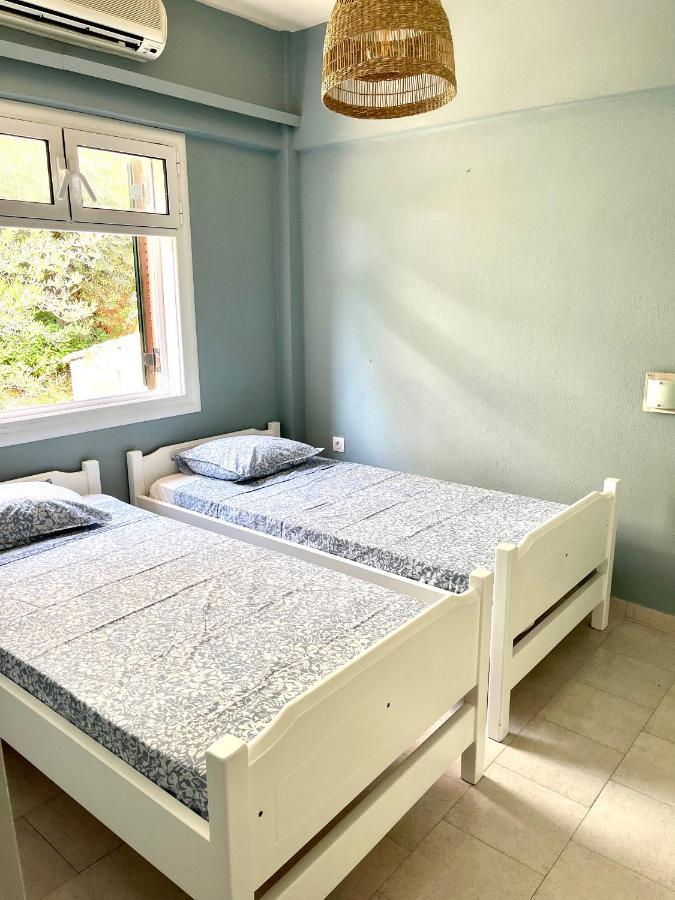 Costal Apartment 格利法达 外观 照片