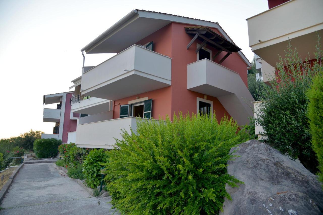 Costal Apartment 格利法达 外观 照片